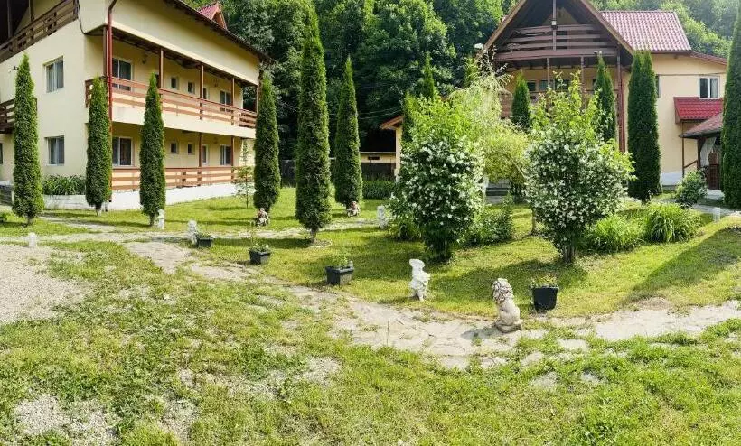 Pensiunea La Padure Cheia, Prahova