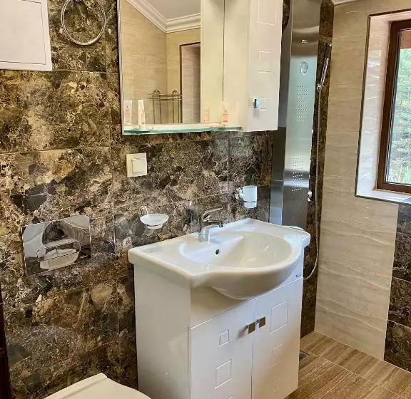 къщи за гости комплекс оазис