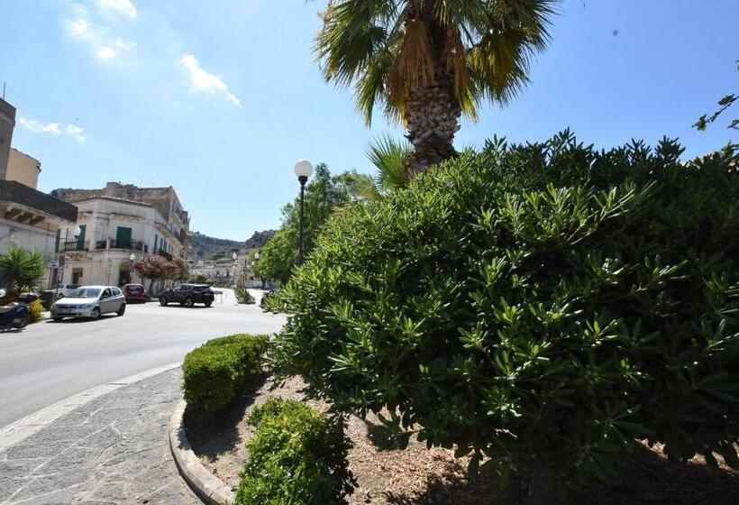 مبيت وإفطار Sicilia Bedda House