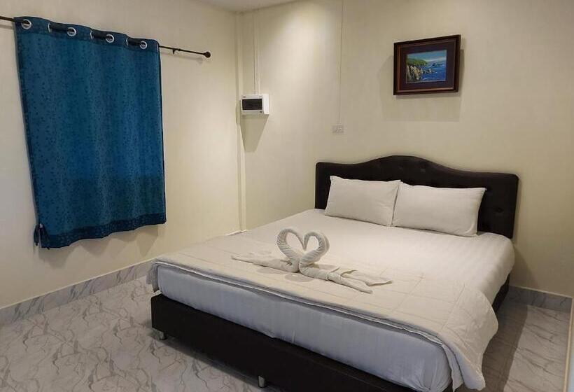 هتل ชาลีรีสอร์ท ชุมพร