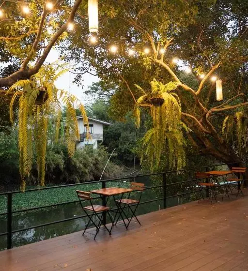 ホテル Banmai87 Guest House บ้านไม้87 เกสต์เฮ้าส์