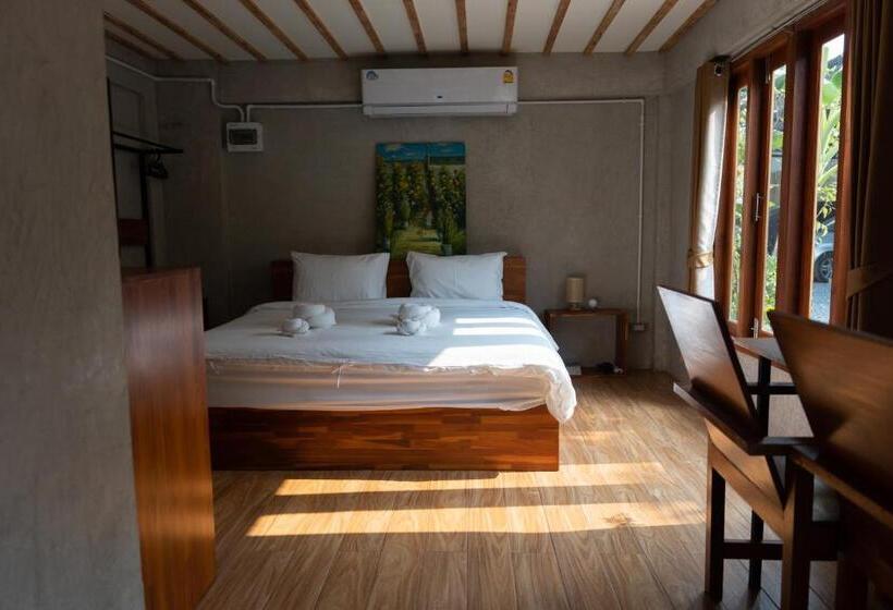 فندق Banmai87 Guest House บ้านไม้87 เกสต์เฮ้าส์