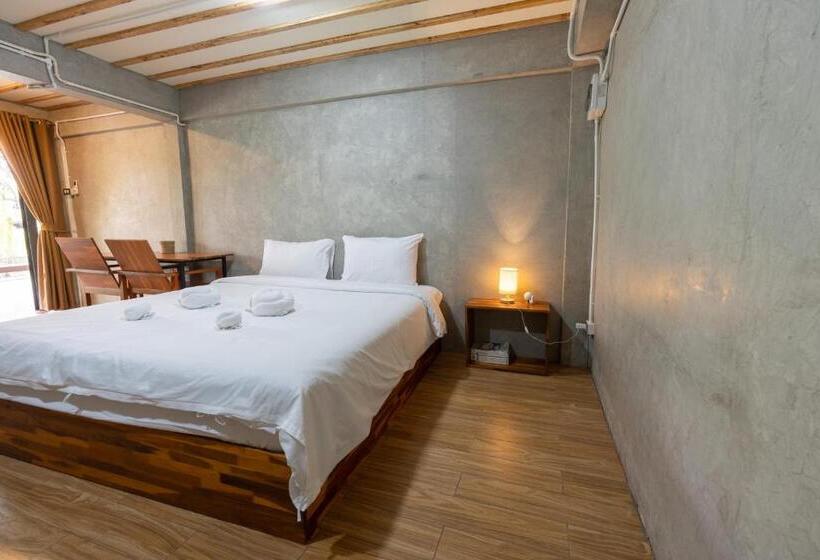 فندق Banmai87 Guest House บ้านไม้87 เกสต์เฮ้าส์