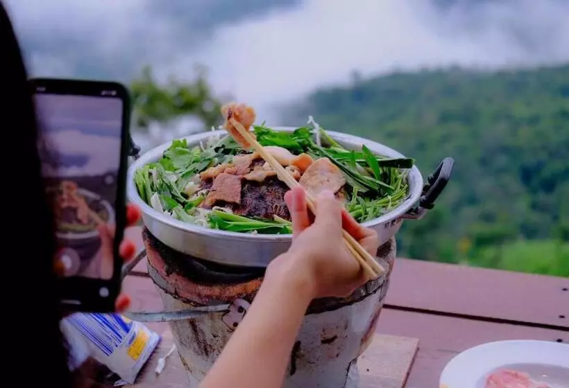 Majatalo ภูน้ำทิพย์ รีสอร์ท