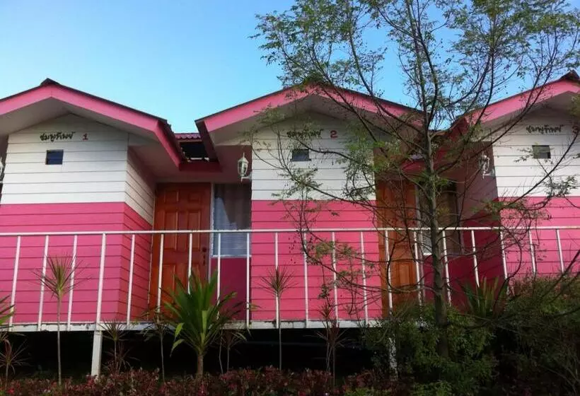 Majatalo ภูน้ำทิพย์ รีสอร์ท