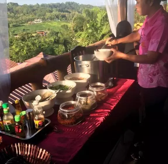 Majatalo ภูน้ำทิพย์ รีสอร์ท