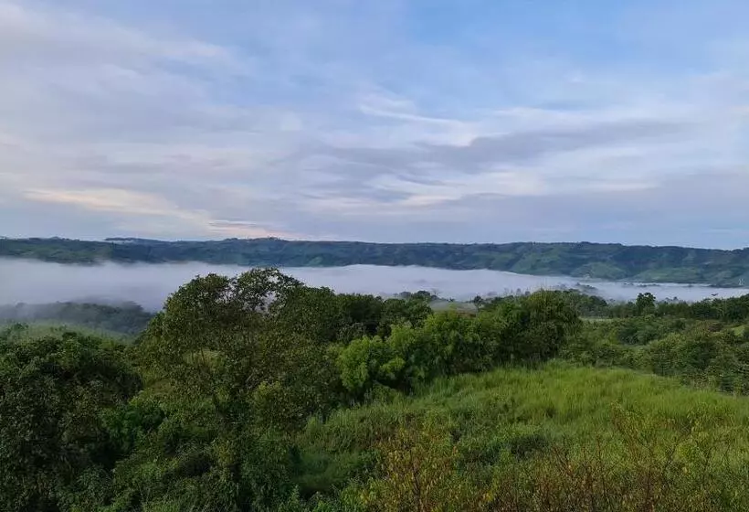 Majatalo ภูน้ำทิพย์ รีสอร์ท