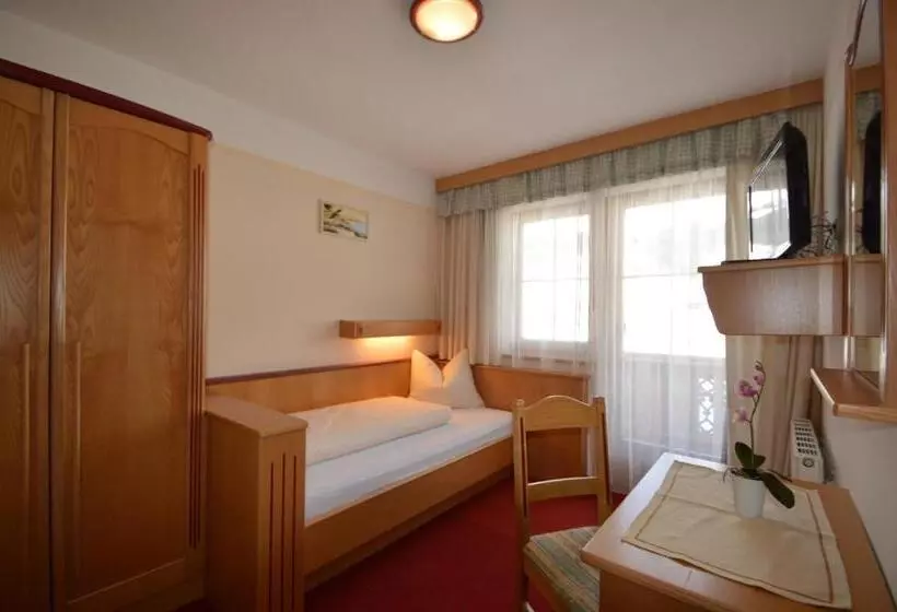 پانسیون Landhaus Montana