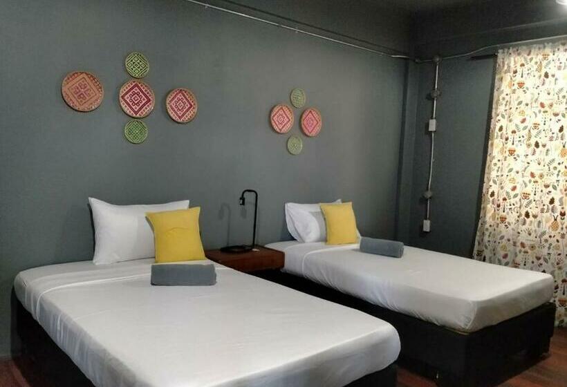 بنسيون Tharuadaeng Old City Ayutthaya ท่าเรือแดง กรุงเก่า อยุธยา