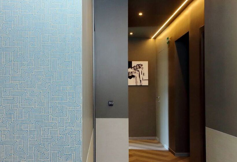 膳宿费 Vico Fashion District