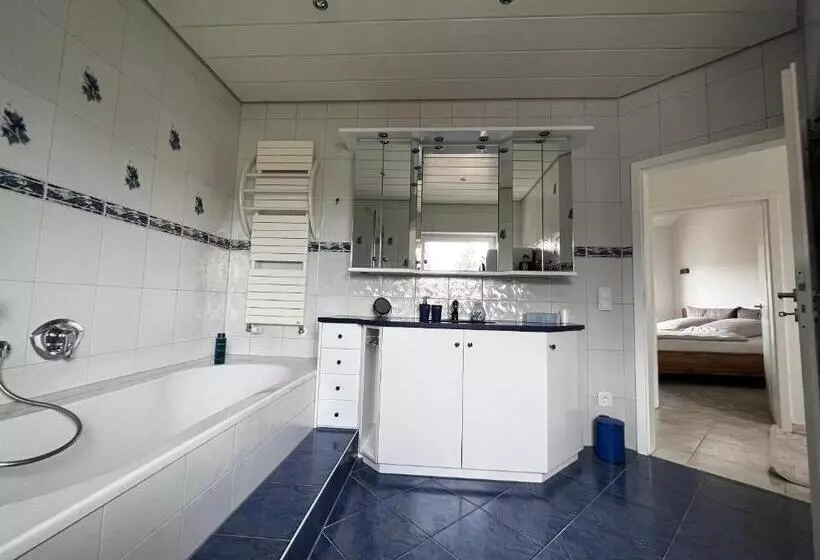 Schöne 110 Qm Große Moderne Und Helle Wohnung
