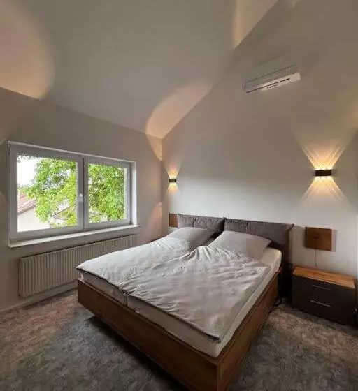 Schöne 110 Qm Große Moderne Und Helle Wohnung