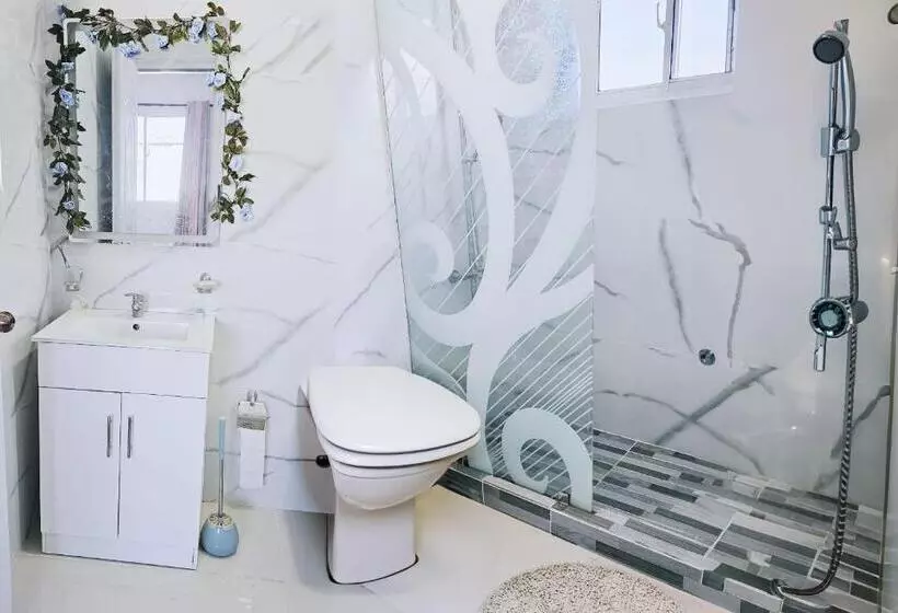 Casa Familiar