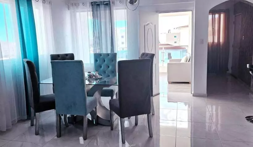 Casa Familiar