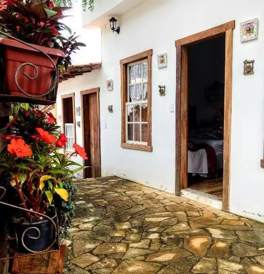پانسیون Pousadinha Vila Valentina