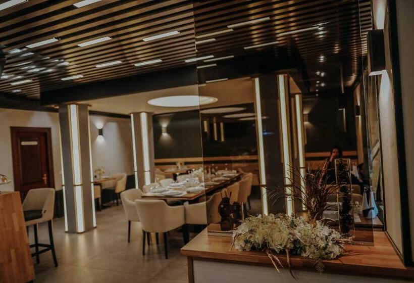 Pensiune Restaurant Capra Neagra