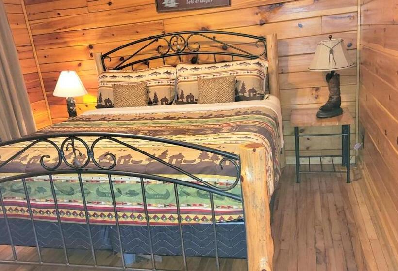 Hanky Panky 1 Bedroom On The River Pet Friendly With Fee Free Activity Tickets!