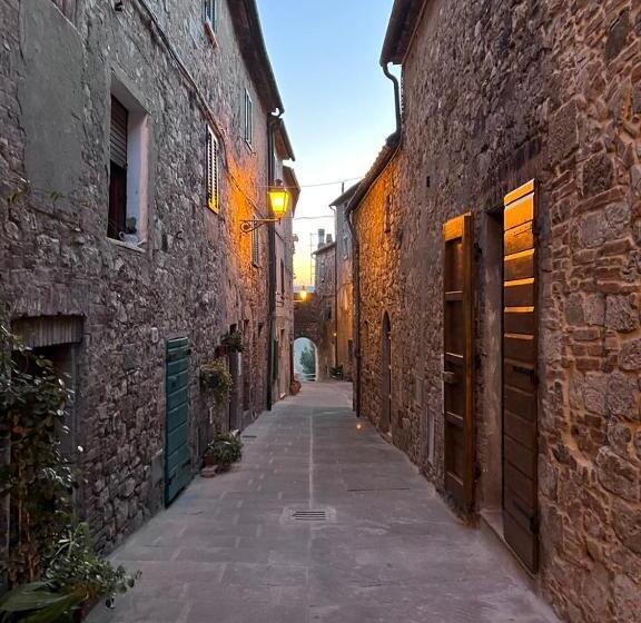 Il Cantuccio Di Monteverdi Marittimo, Borgo Di Canneto