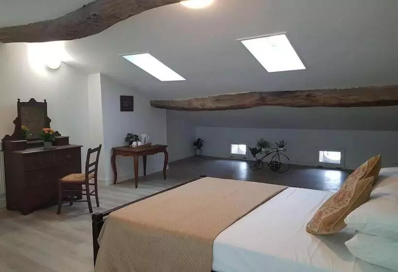 Maison De Ville Au Coeur D Une Bastide Historique