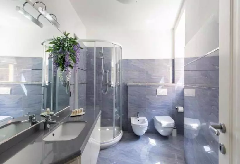 Luxury Lakefront Property