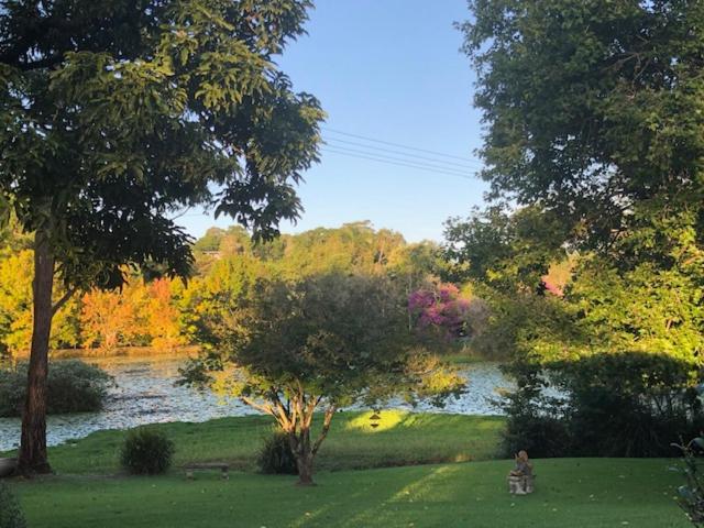 پانسیون Maleny Lake Cottages