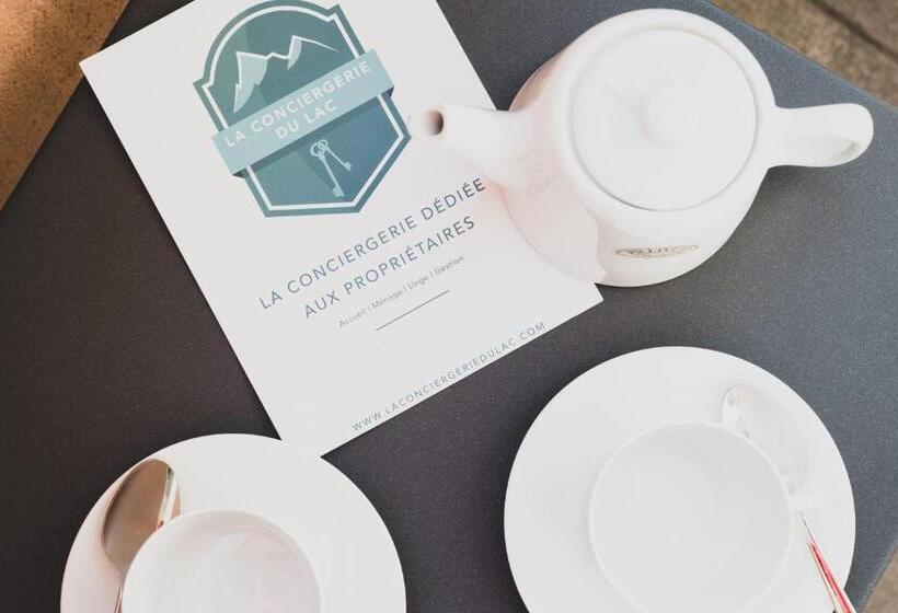 The Bells Charming T2 Near The Lake