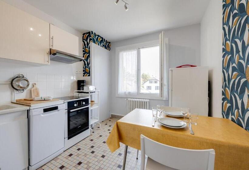 The Bells Charming T2 Near The Lake