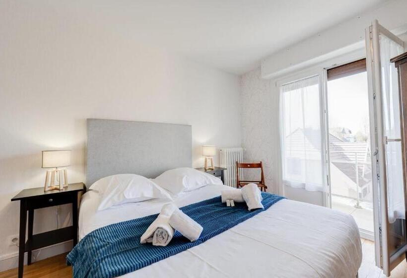 The Bells Charming T2 Near The Lake