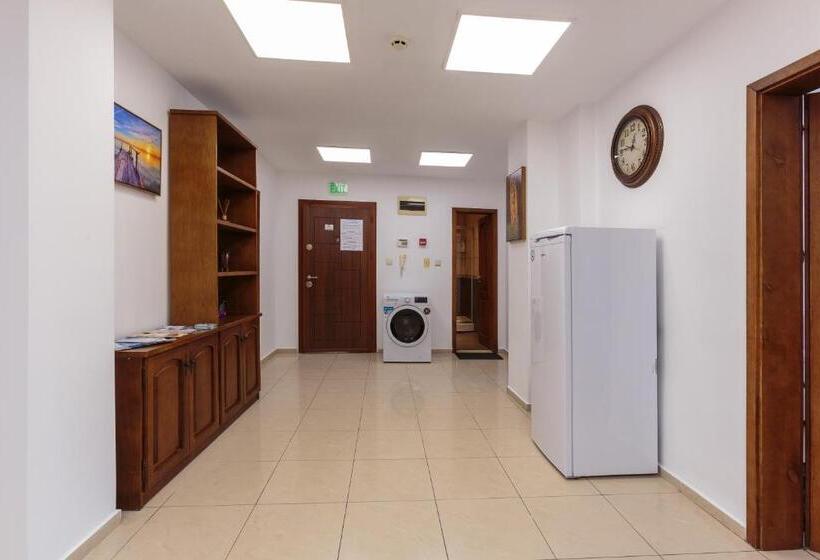 ユースホステル стаи за гости хан крум