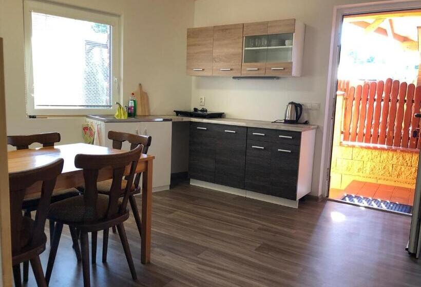 فندق صغير Penzion Zaječský šenk