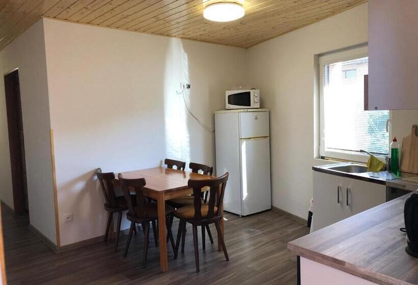 فندق صغير Penzion Zaječský šenk