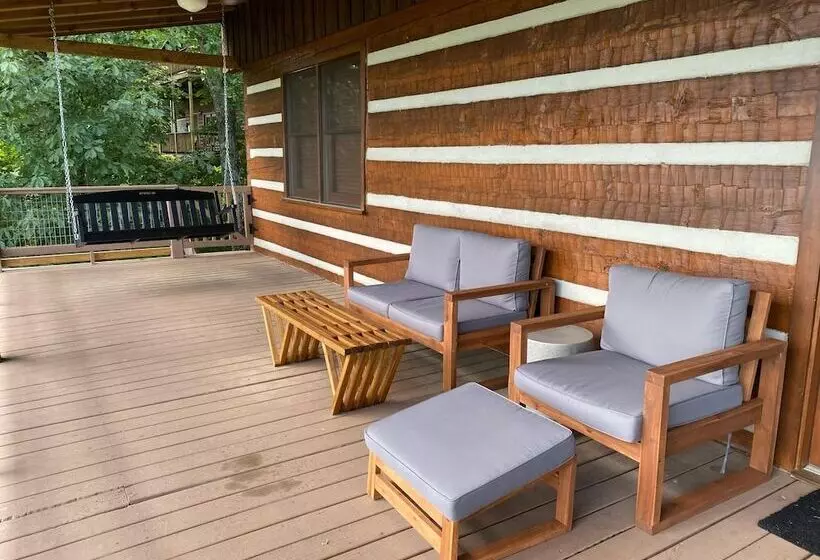 Big Bear Lodge In Sevierville