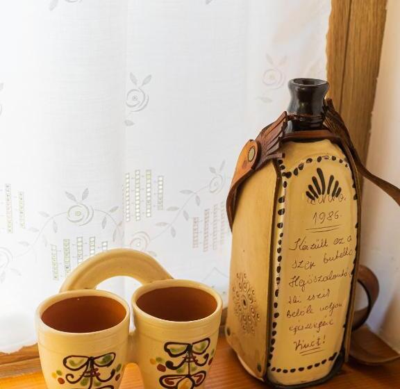 Lankás Vendégház Hollókő