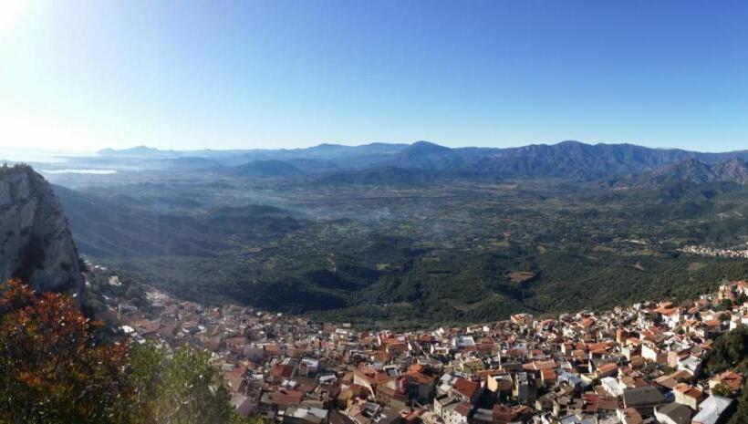 Pensjonat Camera Ideale Tra Mare E Montagna