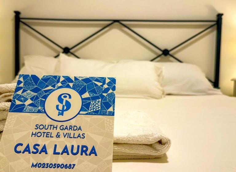 פנסיון Sg Rooms   Casa Laura