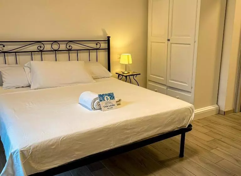 پانسیون Sg Rooms   Casa Laura