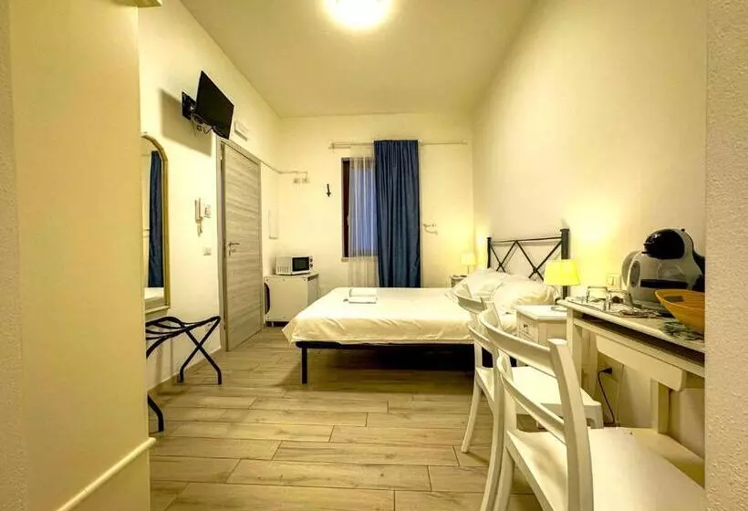 پانسیون Sg Rooms   Casa Laura