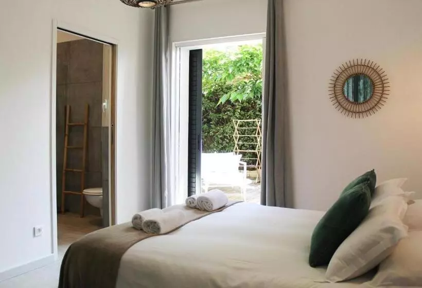 Majatalo Les Suites D Agosta