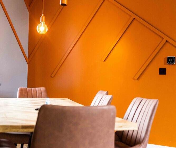 The Luxury Penthouse By Sasco Apartments