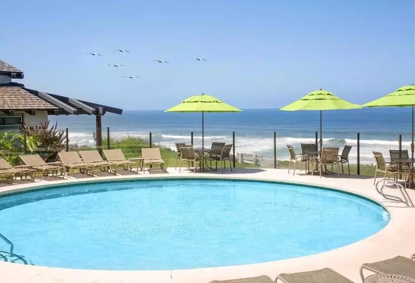 Wch At Wave Crest Resort