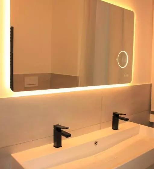 2bedrooms 4beds Minimum 3 Days  Thetechflat  Red Metro Sesto Marelli San Babila Duomo Fiera   For Pr