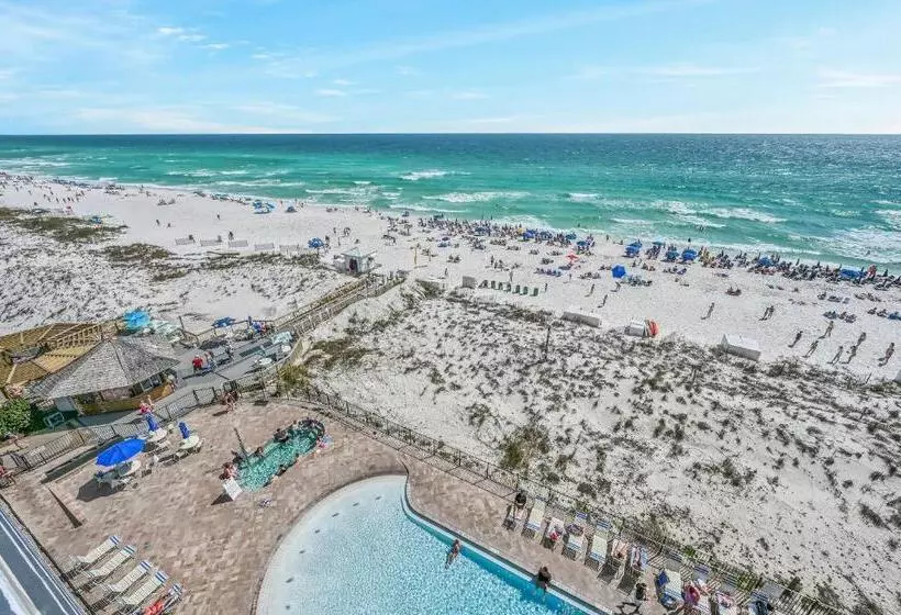 Pelican Beach Resort By Tufan