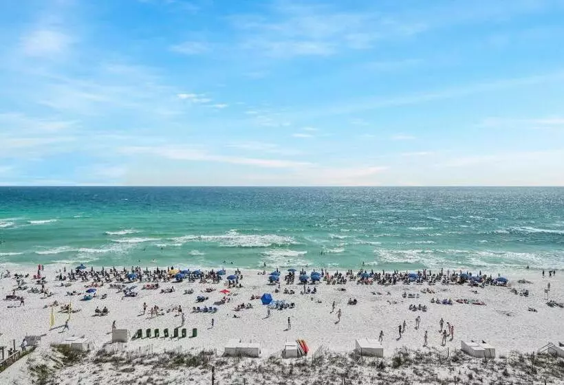 Pelican Beach Resort By Tufan