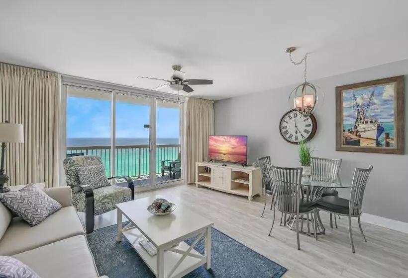 Pelican Beach Resort By Tufan