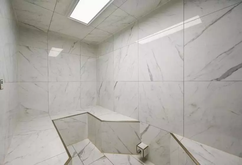 Pelican Beach Resort By Tufan