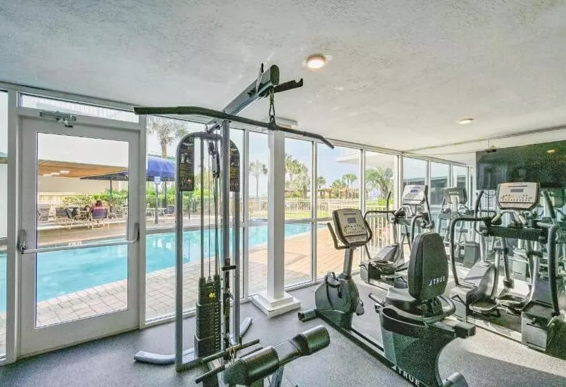 Pelican Beach Resort By Tufan