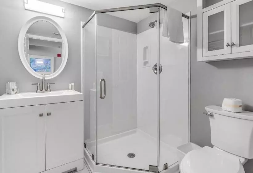 Pelican Beach Resort By Tufan