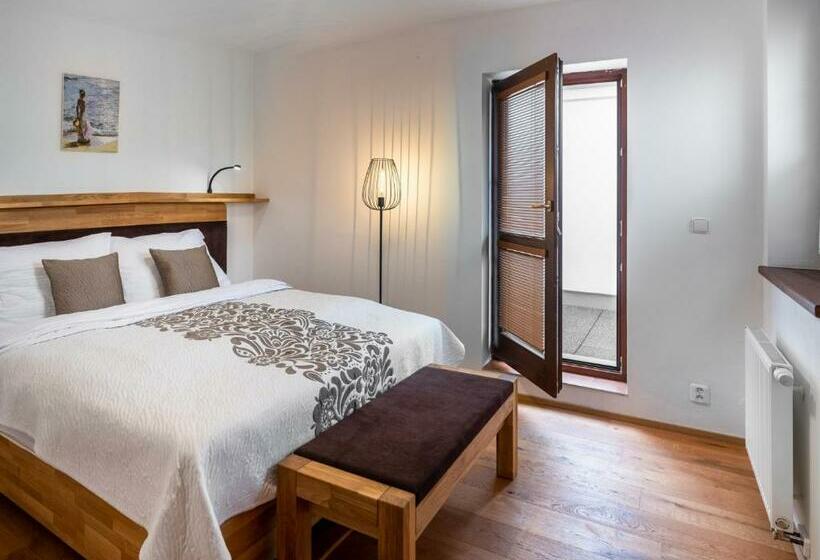 펜션 žabinec Penzion, Vinotéka