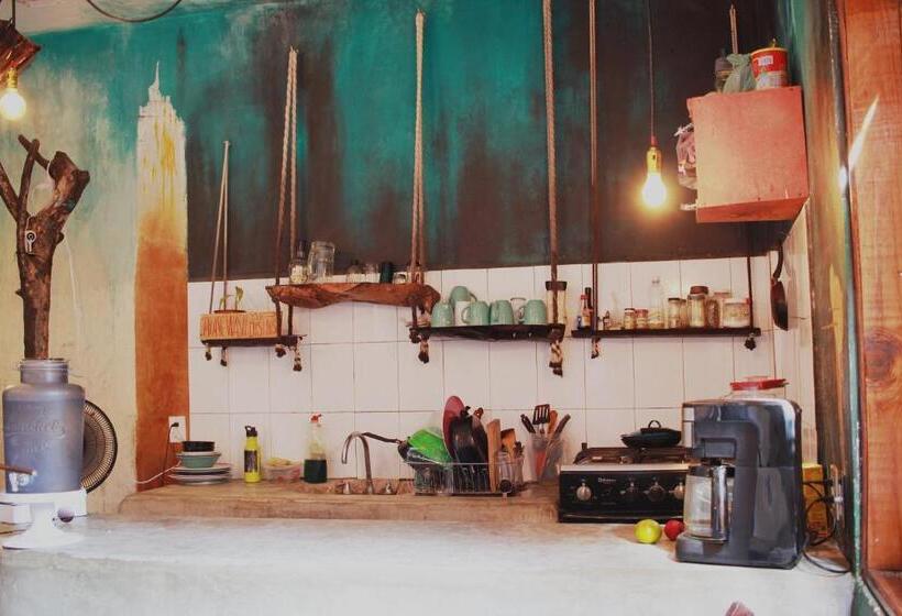 پانسیون Black Jaguar Hostel