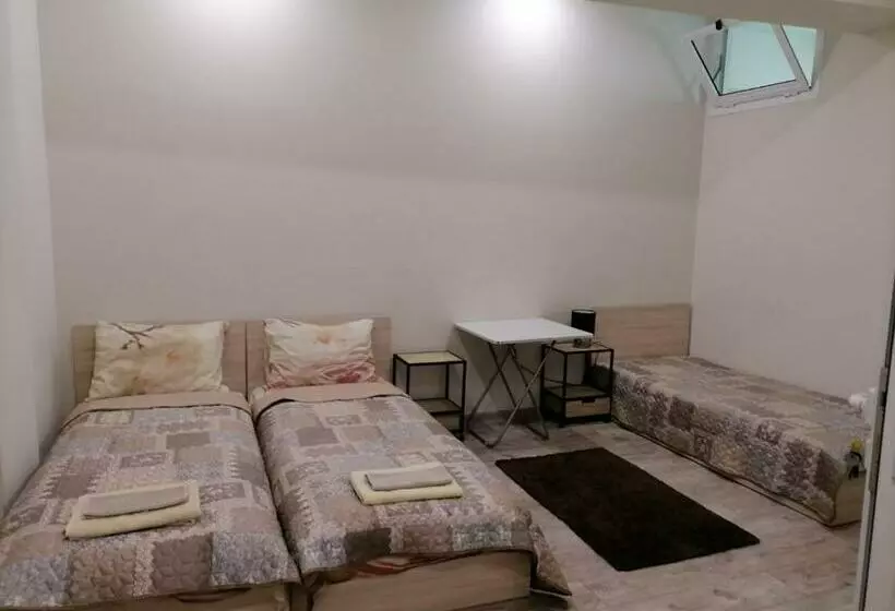 پانسیون Guest Rooms Super Center Plovdiv Perfect Location